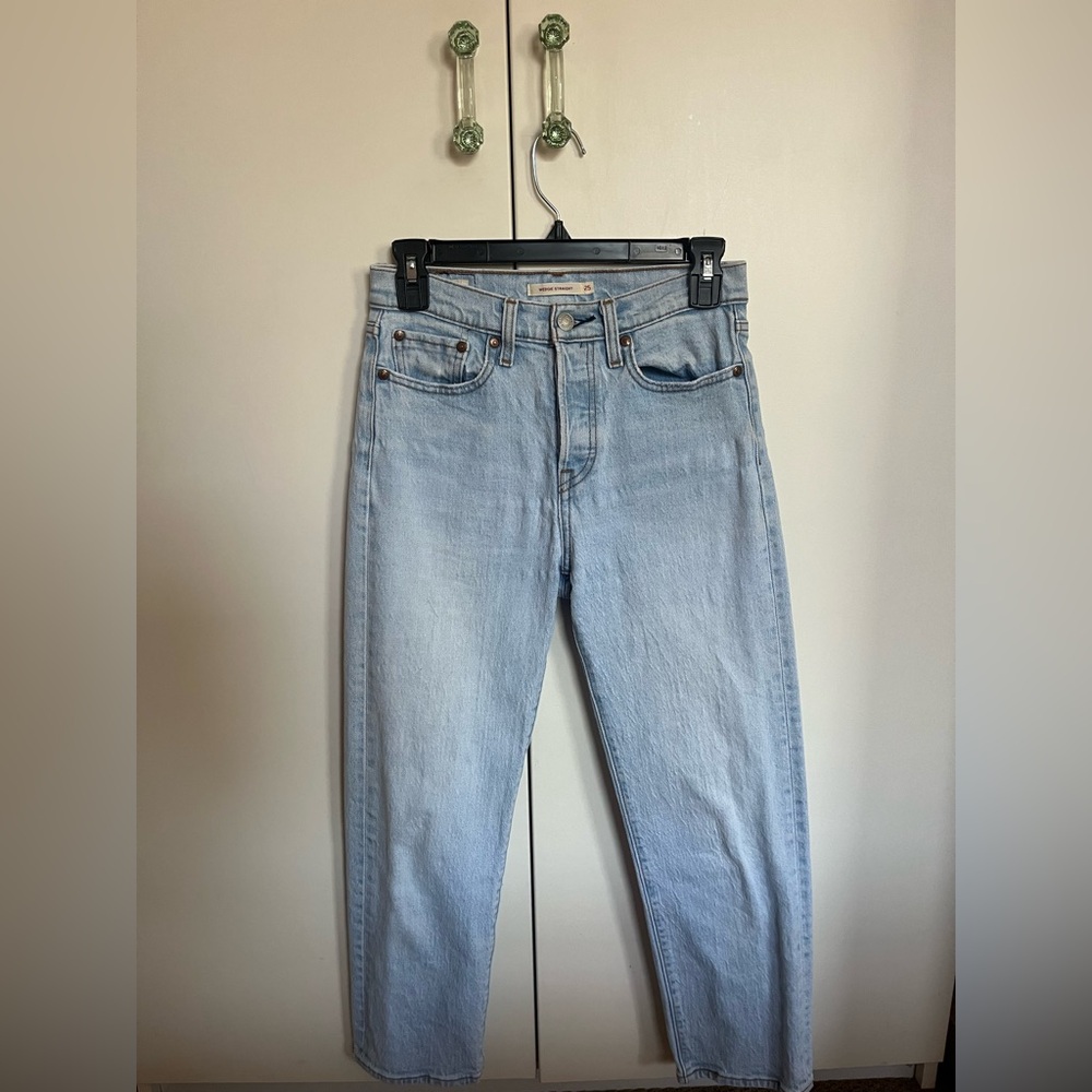 Levi’s Wedgie Straight Jeans